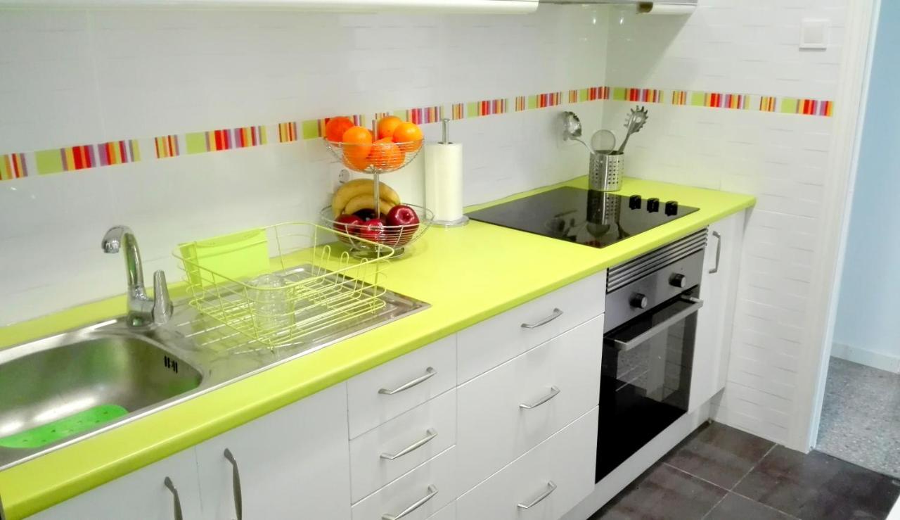 Apartmán Cosmo Grey L'Hospitalet de Llobregat Exteriér fotografie