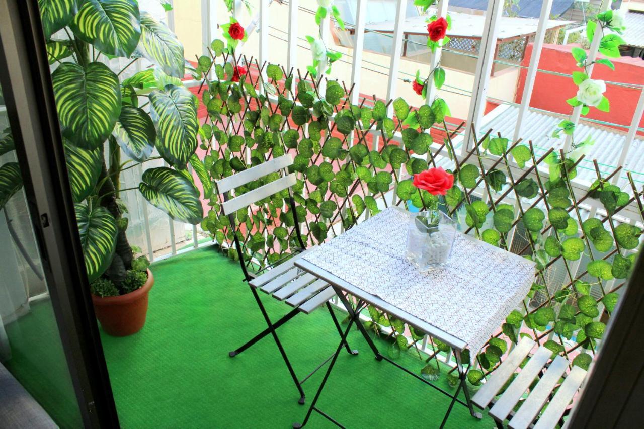 Apartmán Cosmo Grey L'Hospitalet de Llobregat Exteriér fotografie