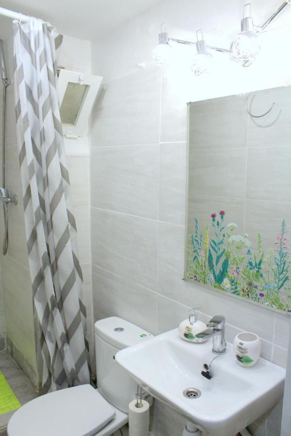 Apartmán Cosmo Grey L'Hospitalet de Llobregat Exteriér fotografie